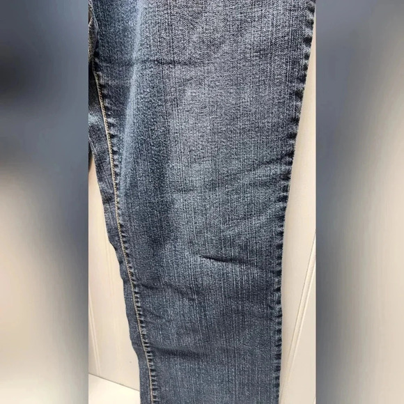 Levi's Relaxed Bootcut 550 16 S Medium Wash Good Condition - Picture 5 of 16